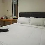 Oyo 3922 Wisma Minongga