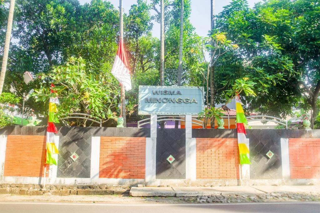 Hotel Oyo 3922 Minongga 2*