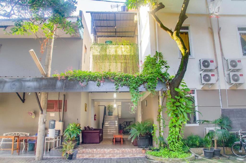 Oyo 3922 Minongga Hotel Jakarta
